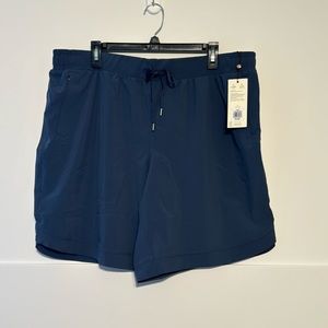 Calia Trulight Woven Bermuda Color Womens 1X Shorts